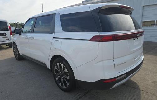 Snow White Pearl 2024 Kia Carnival EX