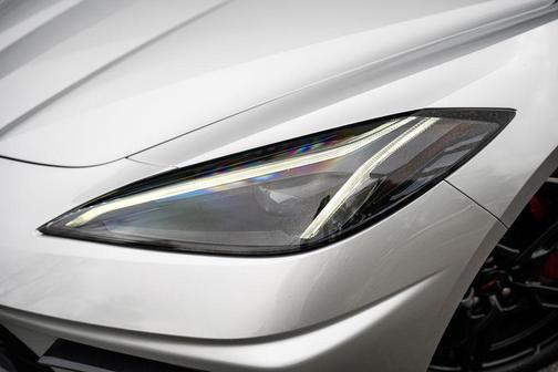 Blade Silver Metallic 2020 Chevrolet Corvette Stingray w/3LT