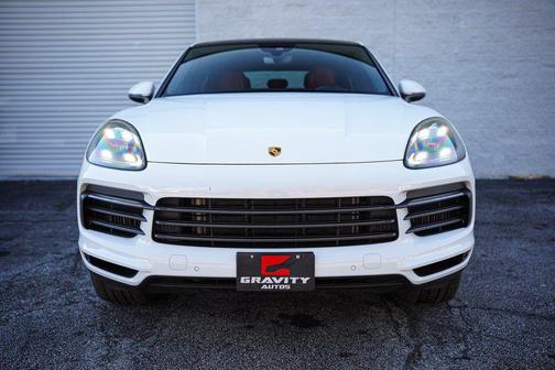 2023 Porsche Cayenne Platinum Edition