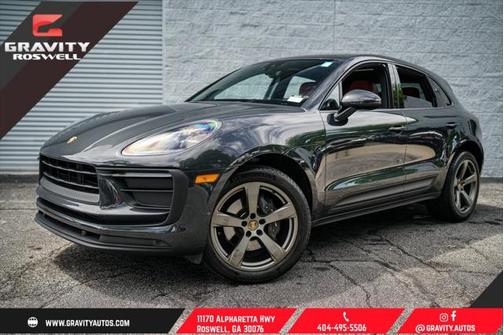 2022 Porsche Macan Base