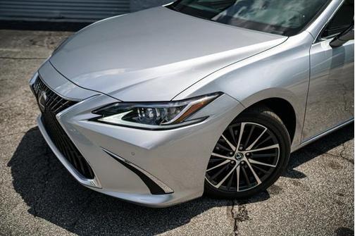 2024 Lexus ES 350 Base