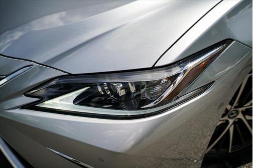 2024 Lexus ES 350 Base
