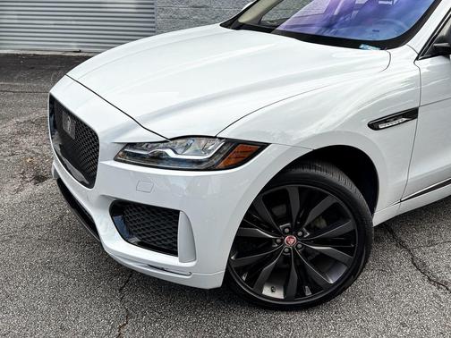 2020 Jaguar F-PACE Checkered Flag P250 AWD Automatic