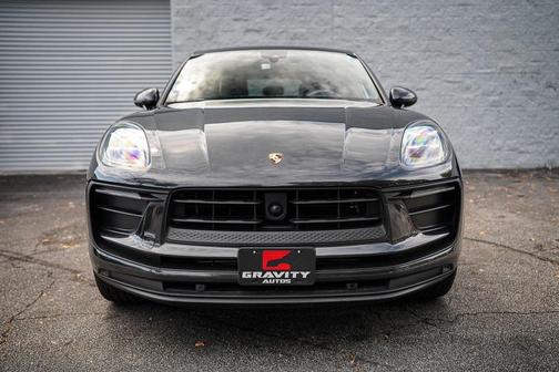 2023 Porsche Macan Base