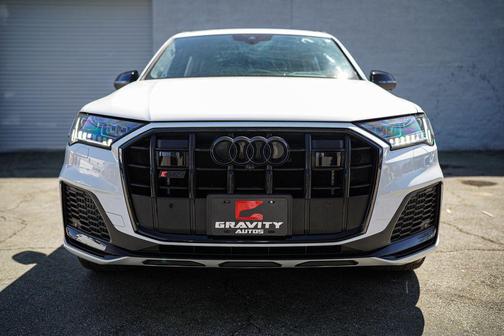 Glacier White Metallic 2020 Audi SQ7 4.0T Prestige