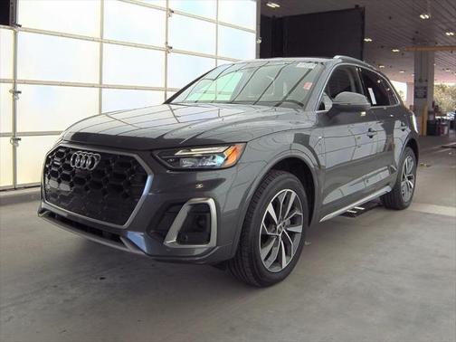2022 Audi Q5 45 S line Premium Plus