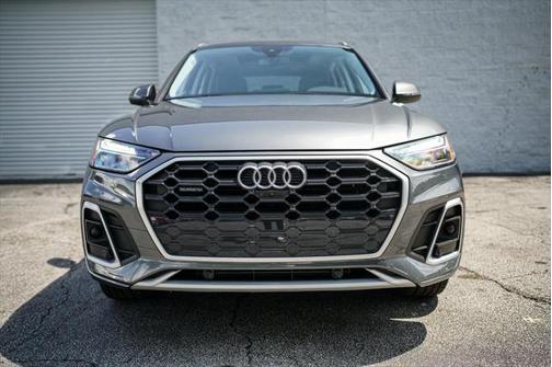 2022 Audi Q5 45 S line Premium Plus