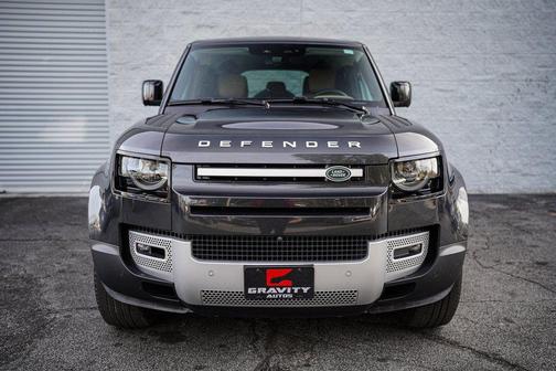 2025 Land Rover Defender 110 P300