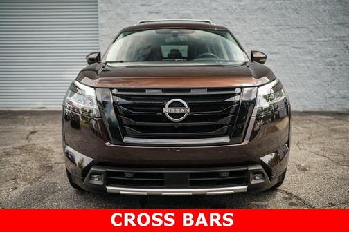 2022 Nissan Pathfinder SL 2WD