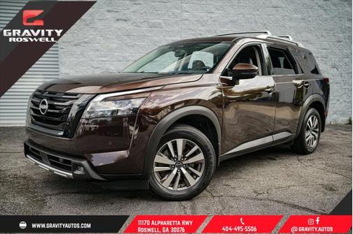 2022 Nissan Pathfinder SL 2WD