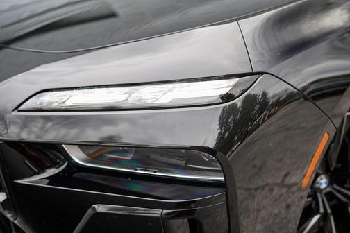 2023 BMW 760 i xDrive