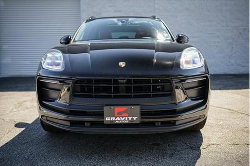2022 Porsche Macan Base
