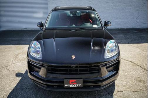 2022 Porsche Macan Base