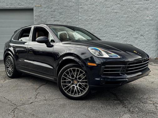 2022 Porsche Cayenne Cayenne