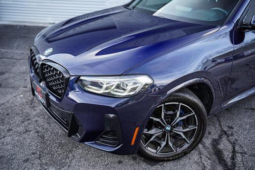 2022 BMW X4 xDrive30i