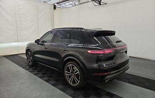 2021 Porsche Cayenne Turbo