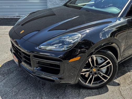 2021 Porsche Cayenne Turbo