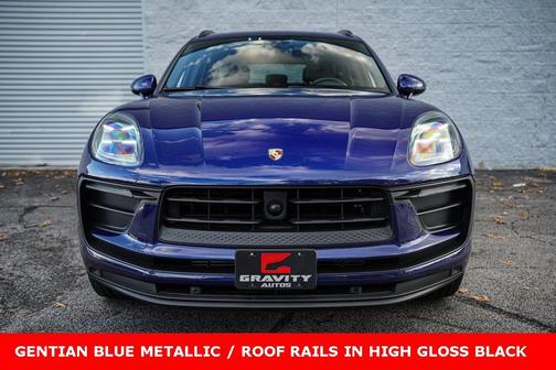 2023 Porsche Macan Base