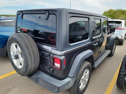 2020 Jeep Wrangler Unlimited Sport