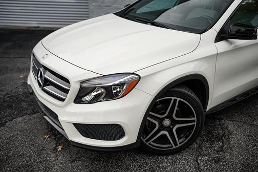 2017 Mercedes-Benz GLA 250 Base