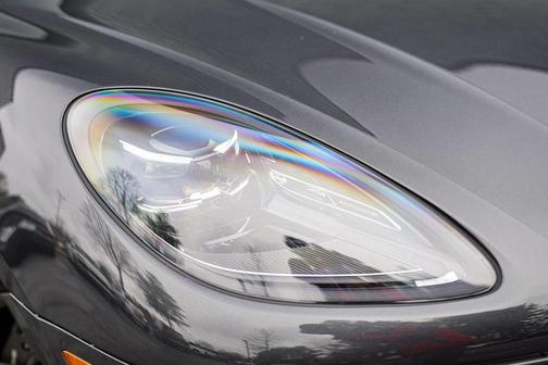 2022 Porsche Macan Base