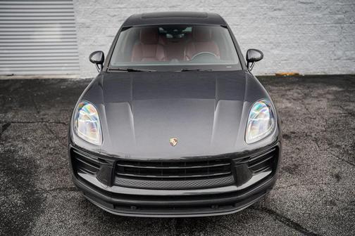 2022 Porsche Macan Base