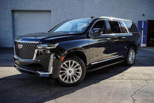 2022 Cadillac Escalade ESV Luxury