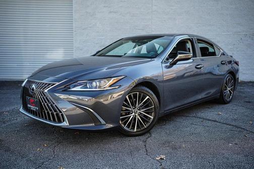 2022 Lexus ES 350 Base