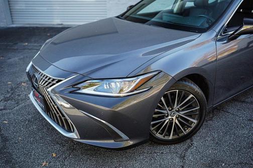 2022 Lexus ES 350 Base