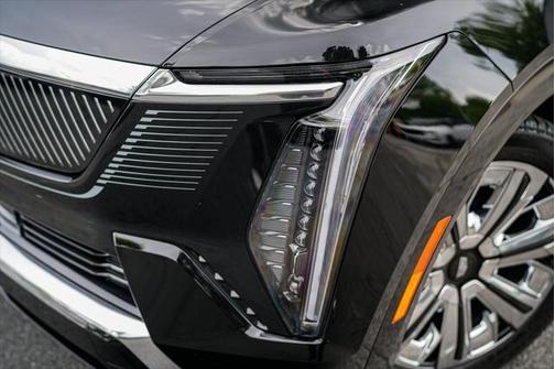2025 Cadillac Escalade IQ Luxury 1