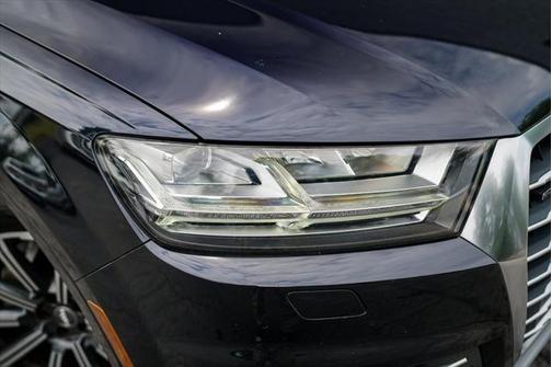 2017 Audi Q7 3.0T Premium
