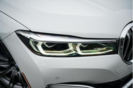 2020 BMW 750 i xDrive