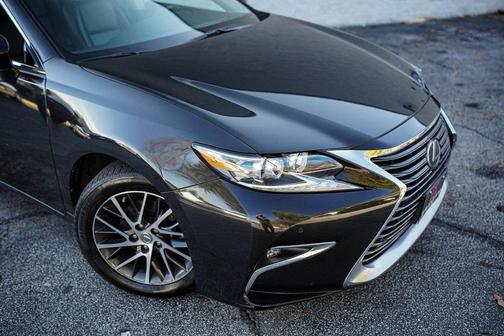 2017 Lexus ES 350 Base