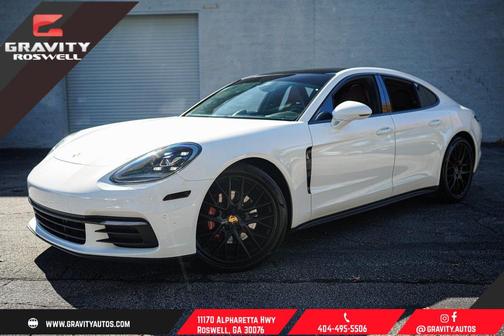 2018 Porsche Panamera 4