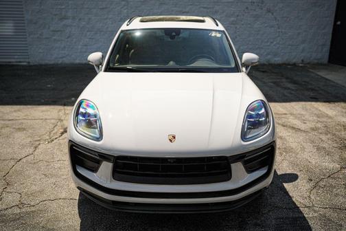 Tan 2022 Porsche Macan Macan S