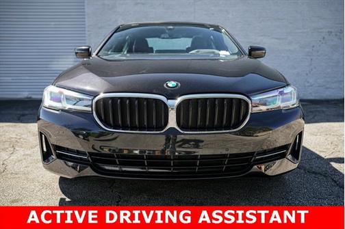 2022 BMW 530 i