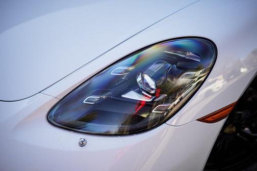 2022 Porsche 718 Cayman T