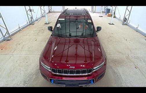 Velvet Red Pearlcoat 2023 Jeep Grand Cherokee 4xe Overland