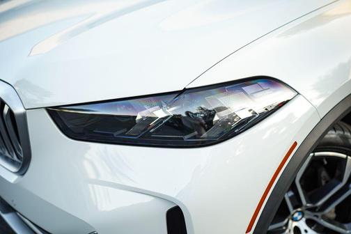 Alpine White 2024 BMW X5 sDrive40i