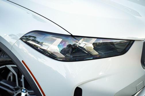 Alpine White 2024 BMW X5 sDrive40i