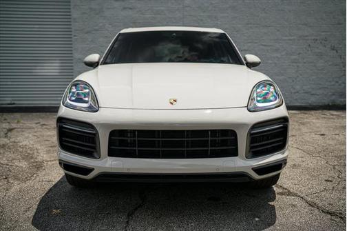 2022 Porsche Cayenne Platinum Edition