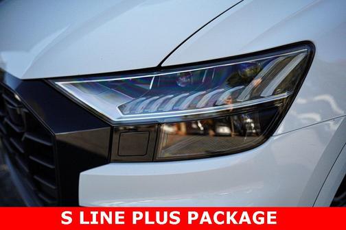 2023 Audi Q8 55 Premium Plus