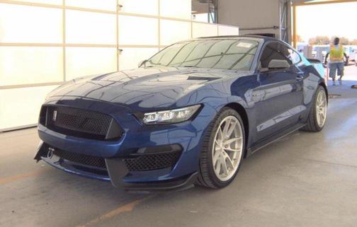 2016 Ford Shelby GT350 Base
