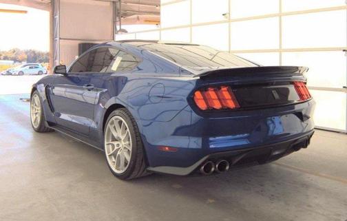 2016 Ford Shelby GT350 Base