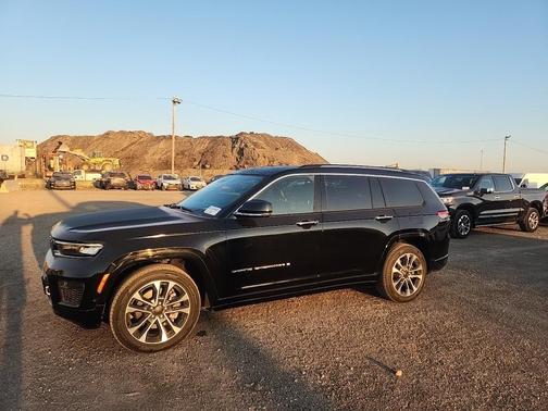 2023 Jeep Grand Cherokee L Overland