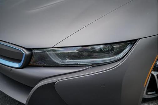 2016 BMW i8 Base