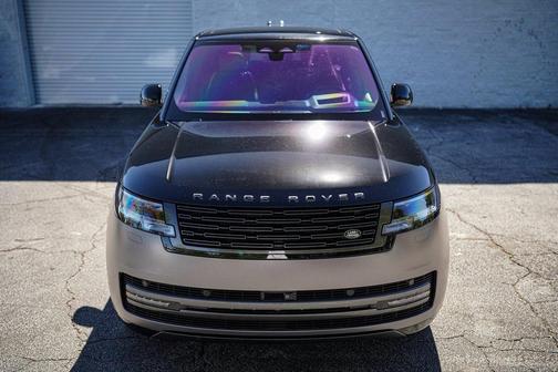 2023 Land Rover Range Rover P400 SE