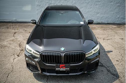 2022 BMW 750 i xDrive