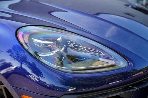 2023 Porsche Macan Base