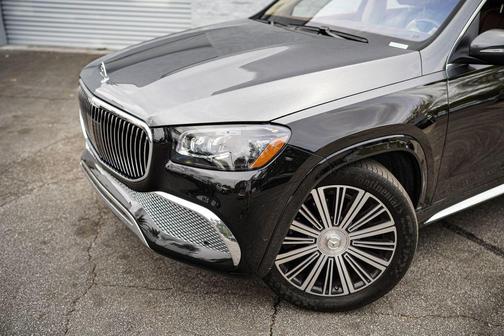 Black 2023 Mercedes-Benz Maybach GLS 600 4MATIC